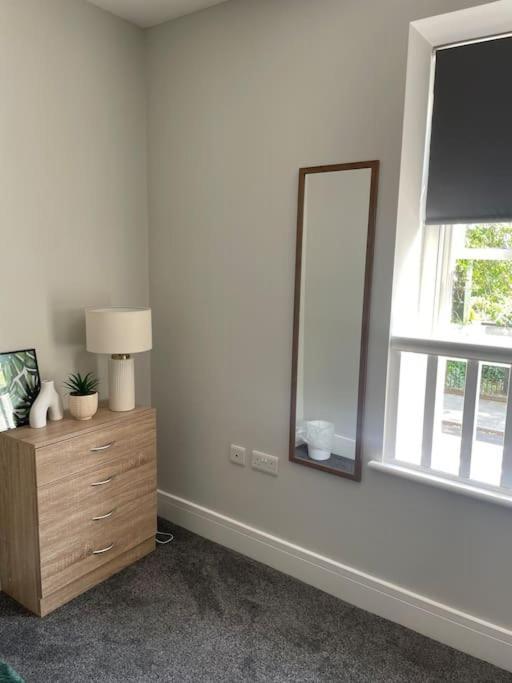 Oak House - 3Bed Townhouse With Free Parking In The Town Centre By Shortstays4U Кінгс-Лінн Екстер'єр фото